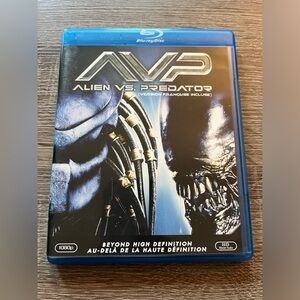 📀 3/$15 or 4/$20 📀 Alien Vs Predator Bluray